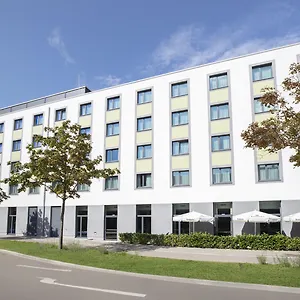 *** Hotel Express By Ihg Alemania